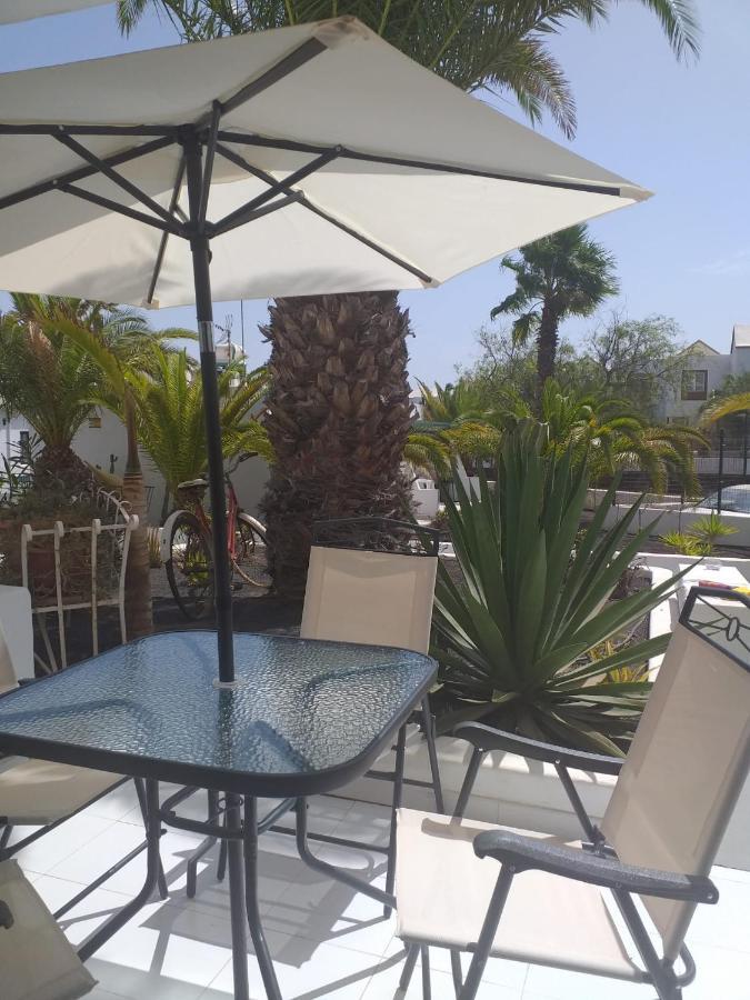 Apartment Duplex -The Sunny Hut - Swimming Pool - Free Wifi & Ac- Residence Las Marinas Puerto del Carmen  Exterior foto